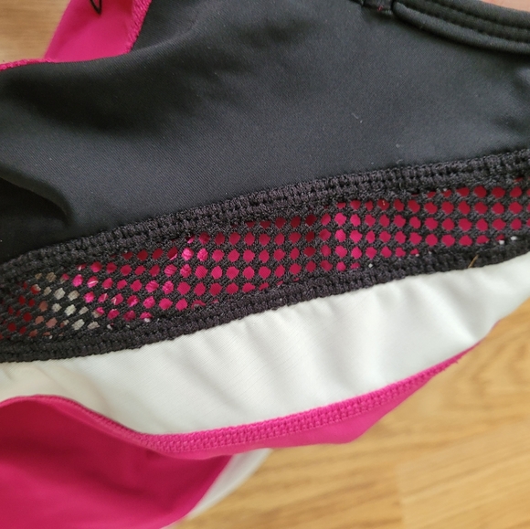 2/$20 Brand new Fox tank - Picture 2 of 5